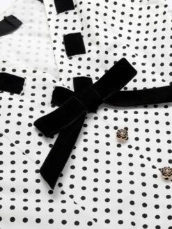 White 1960s Polka Dot Button Pencil Dress 15 White 1960s Polka Dot Button Pencil Dress -BUNBUN Fancy Clothing Shop SCHL003562 4